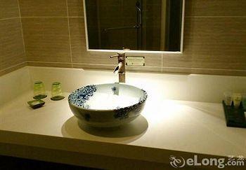Beijing Phoenix Tree Hotel Daxing  Екстер'єр фото